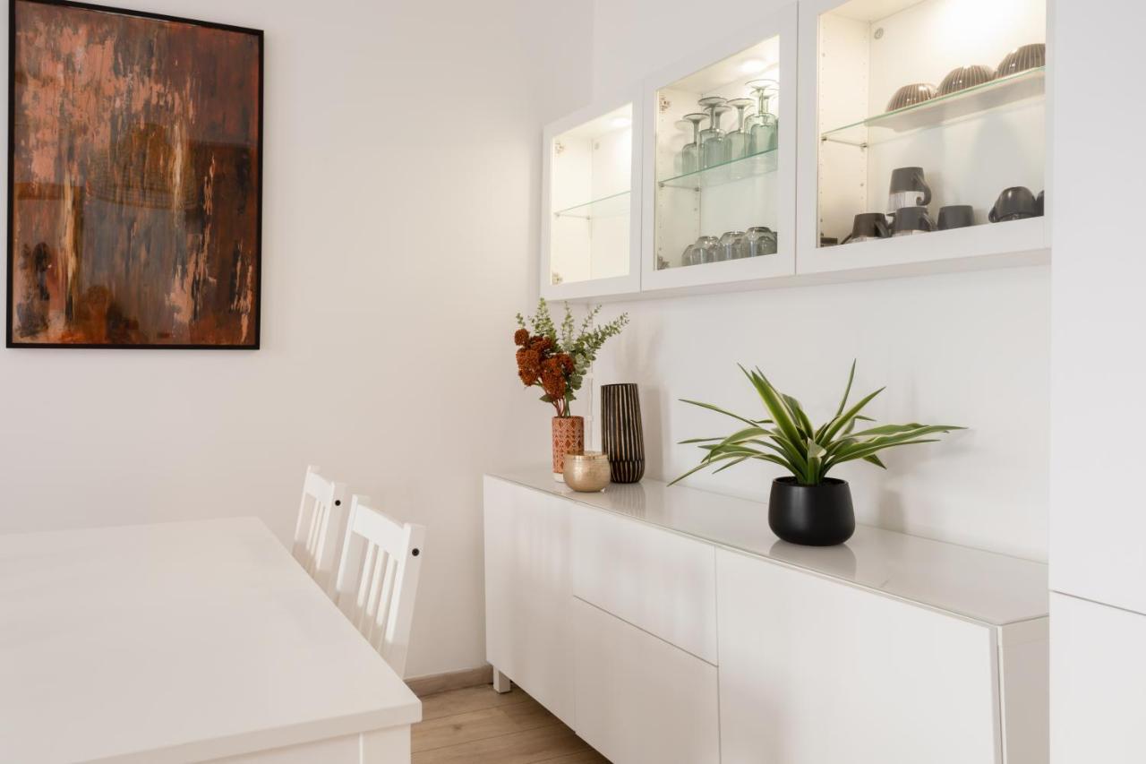 Xenia Apartments - Enjoy Porta Venezia In Modern Apt- 10 Min From Duomo Милано Екстериор снимка
